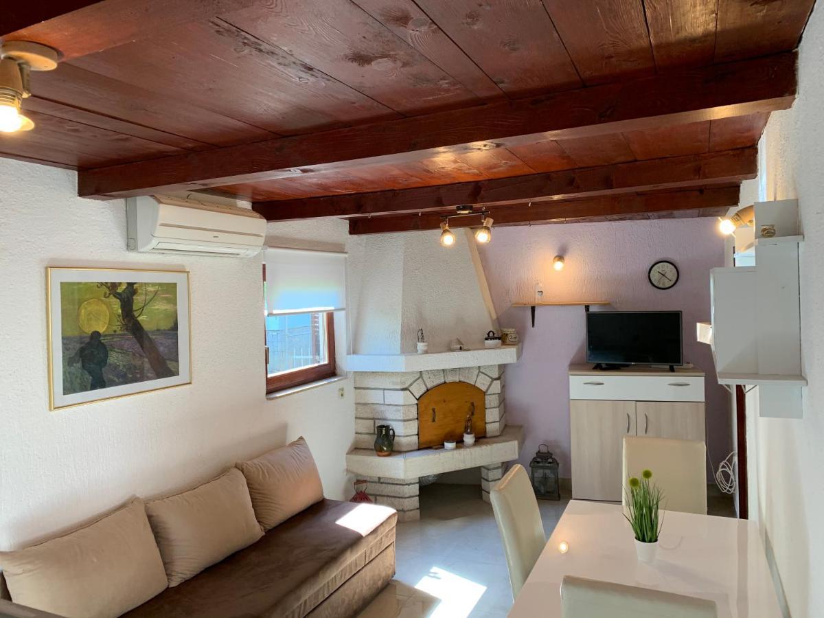 Holiday Home Dorina 풀라 외부 사진